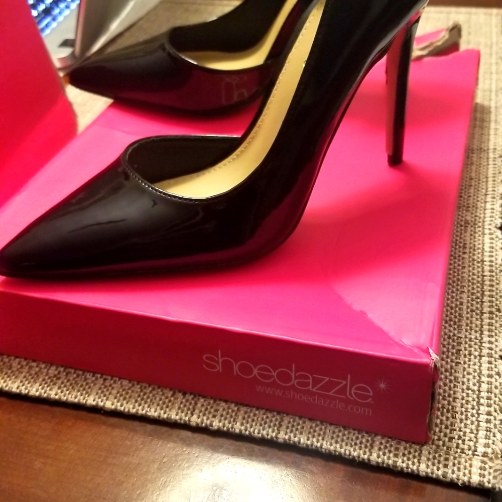 Black Caviar High Heel Pumps  Sz 6